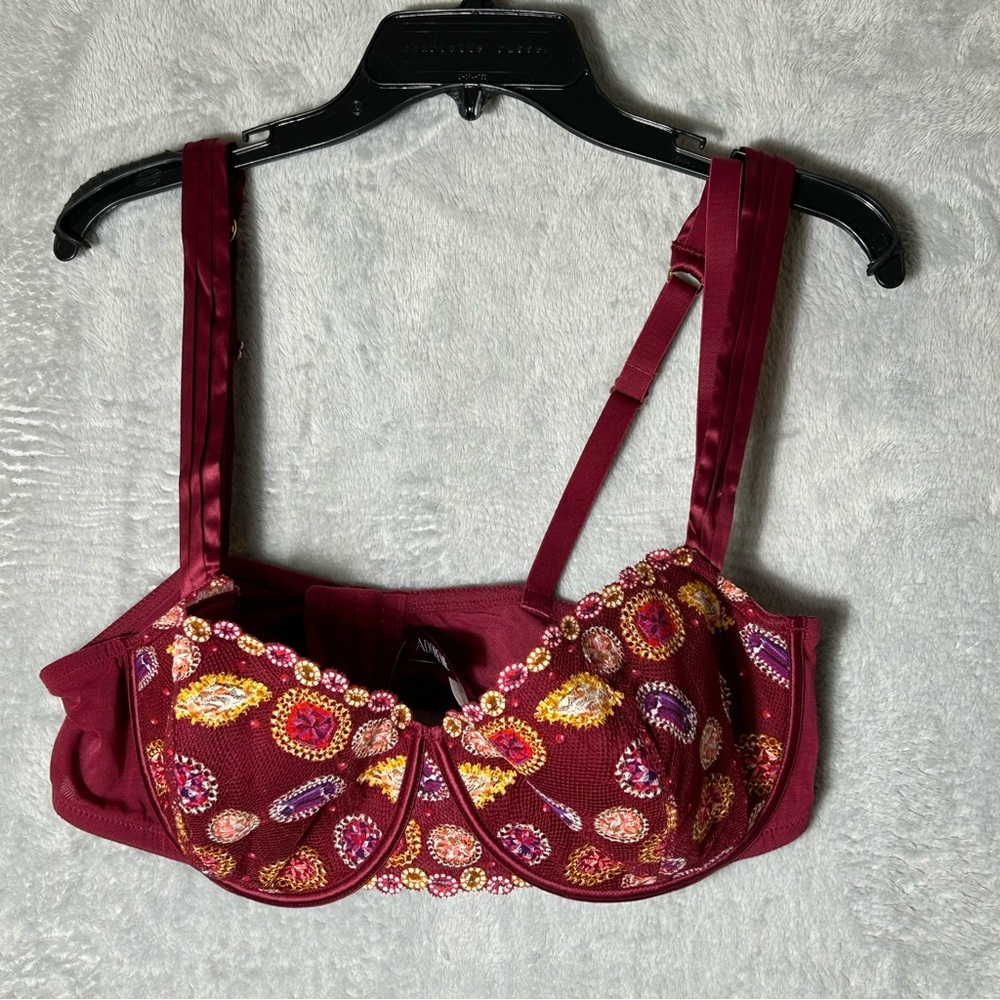 Adore Me Bra Size 40D Floral Lace Multi‎ Strap Adjustable Underwire Sexy New
